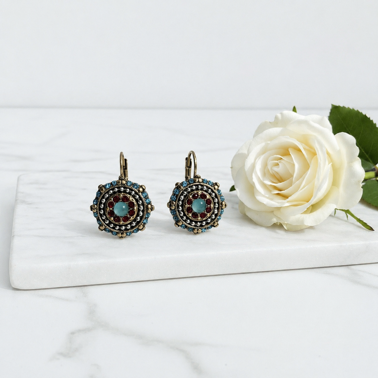 Vintage dream gemmed earrings